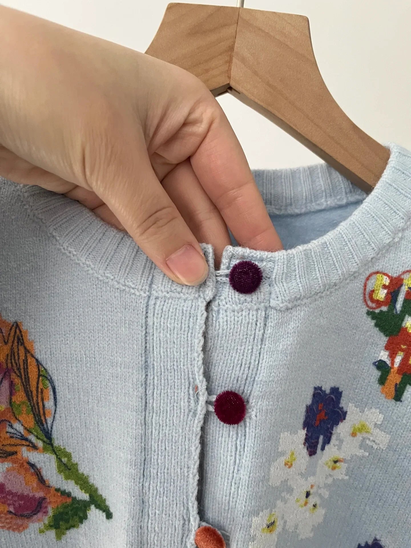 Sahara | Elegant vest med blomster