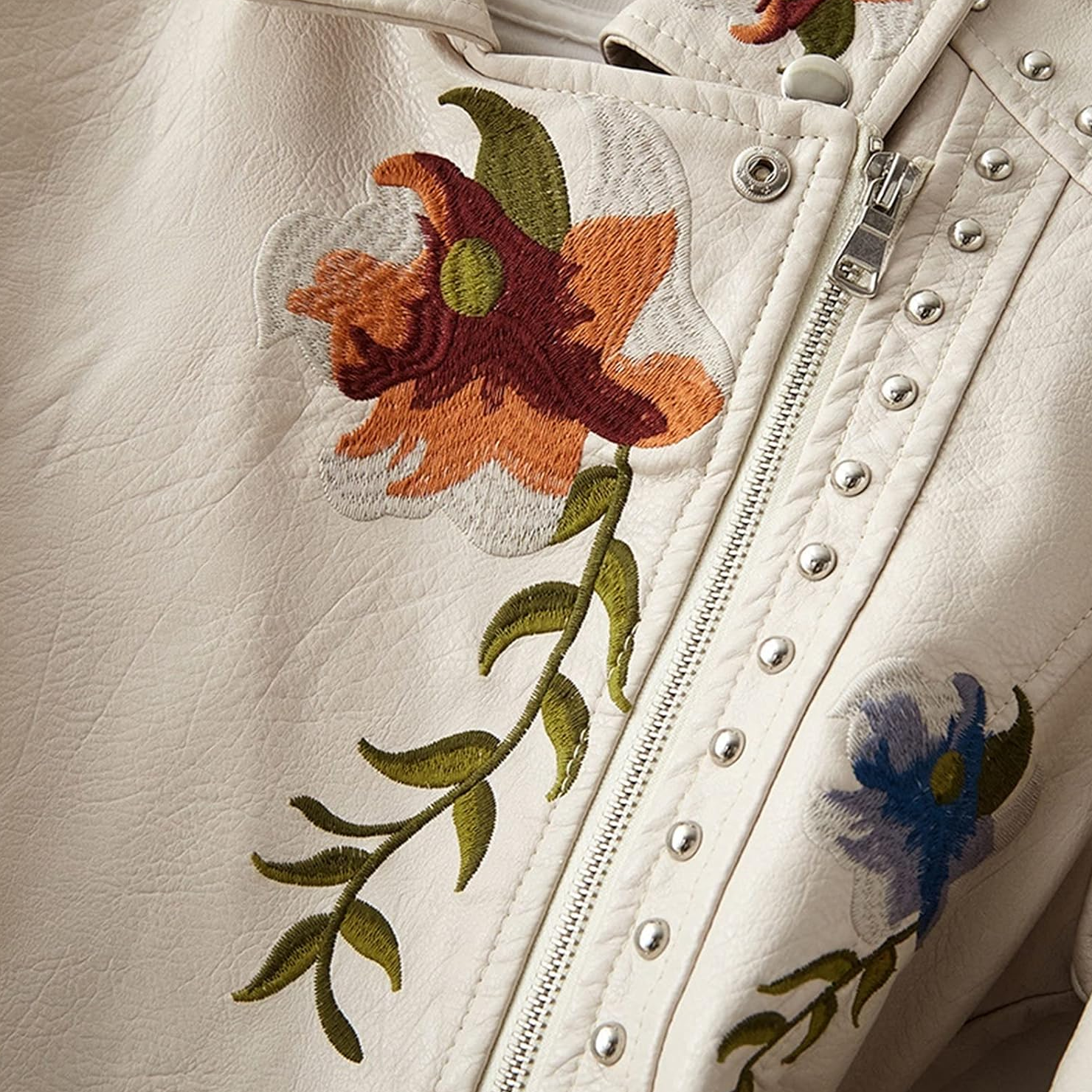 Josefine™ | Stilfuld Bikerjakke med Blomstret Broderi