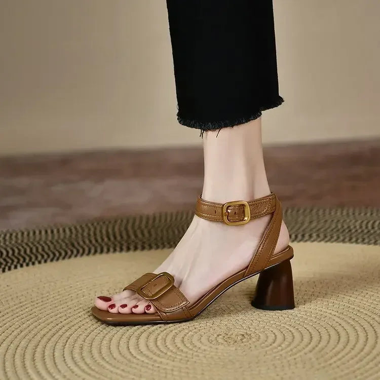 Naomi Stilfulde Mary Janes