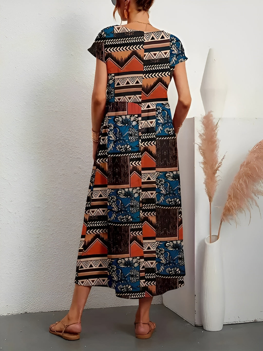 Mirjam™ – Let sommerkjole med blomsterprint