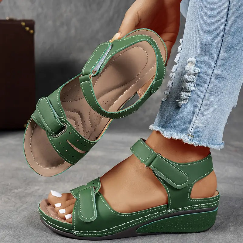 Clara™ ortopædiske sandaler med kilehæl